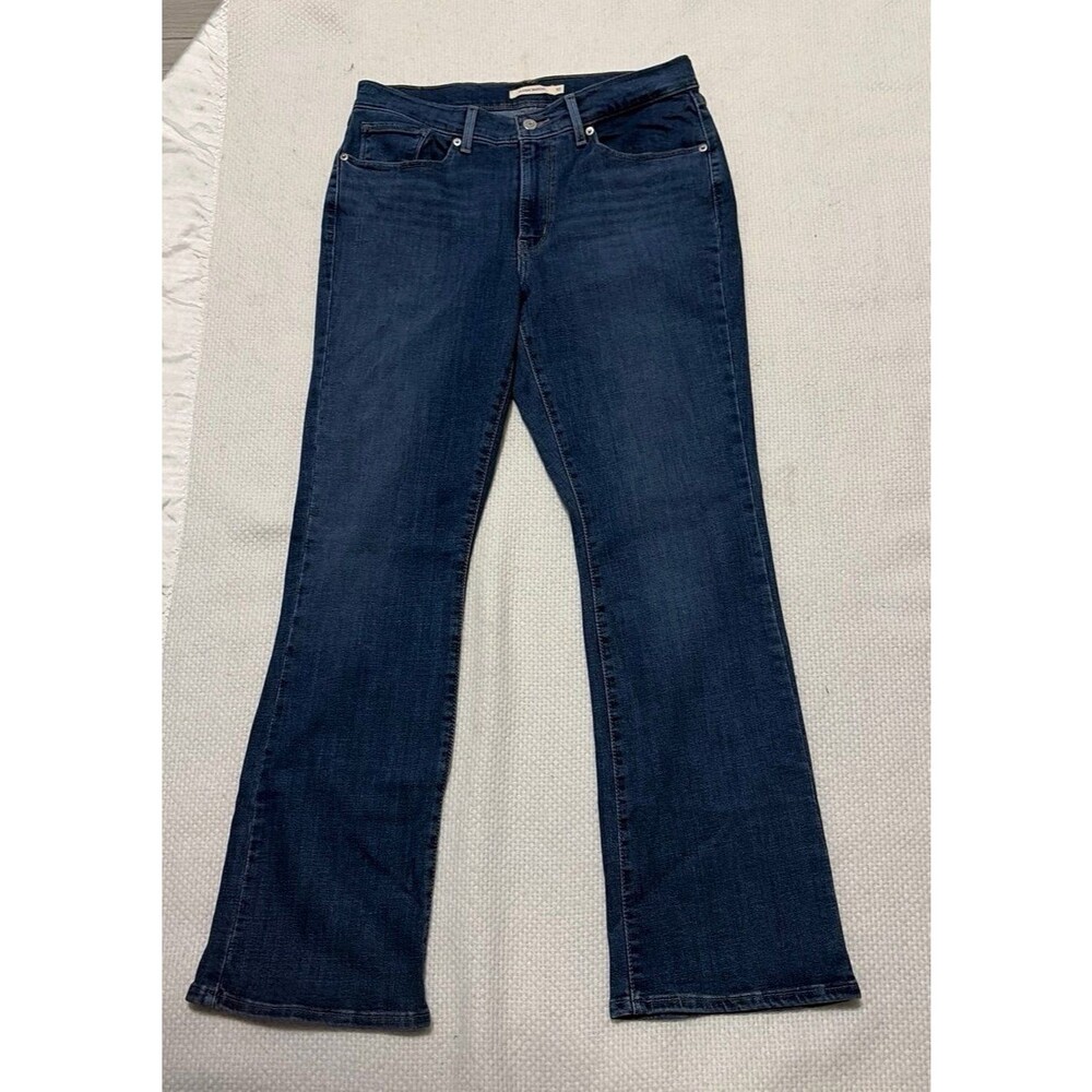 Levi’s Classic Bootcut Jeans Women’s Size 10 Dark Wash
